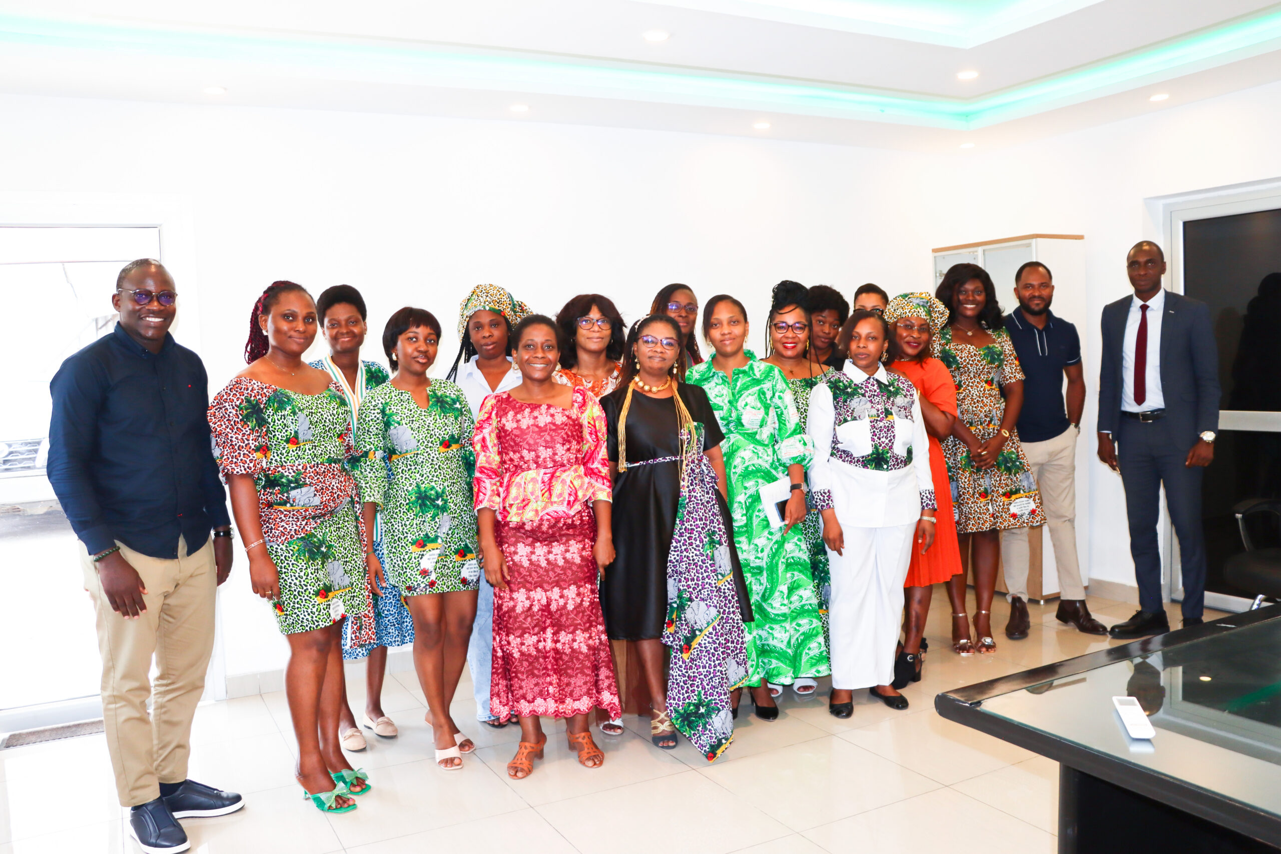 08 Mars 2026 – Une matinée pour comprendre, partager et agir. Chez AF-CHEM SOFACO, la Journée Internationale des Droits des Femmes a été marquée par un moment fort de sensibilisation autour du thème : « Droit des Femmes en Entreprise : connaître, comprendre et agir »